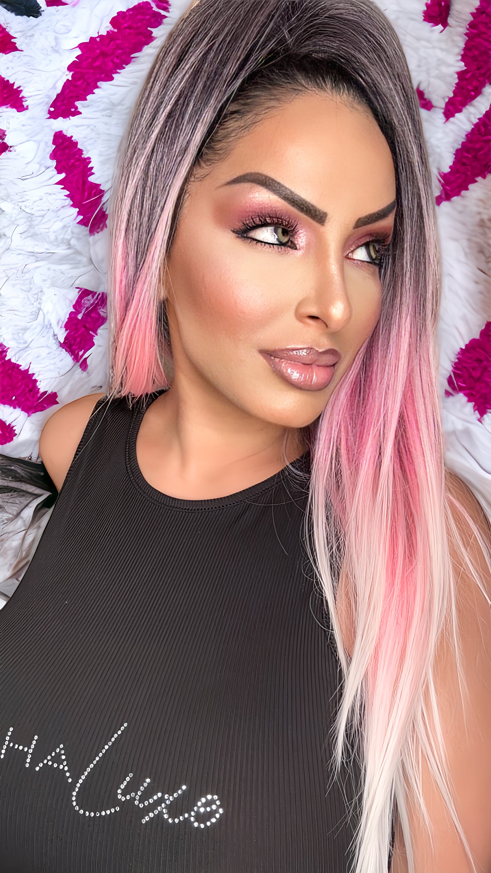 28” Special Edition Straight Luxury Ponytail Extension (T1B/Pink/White)