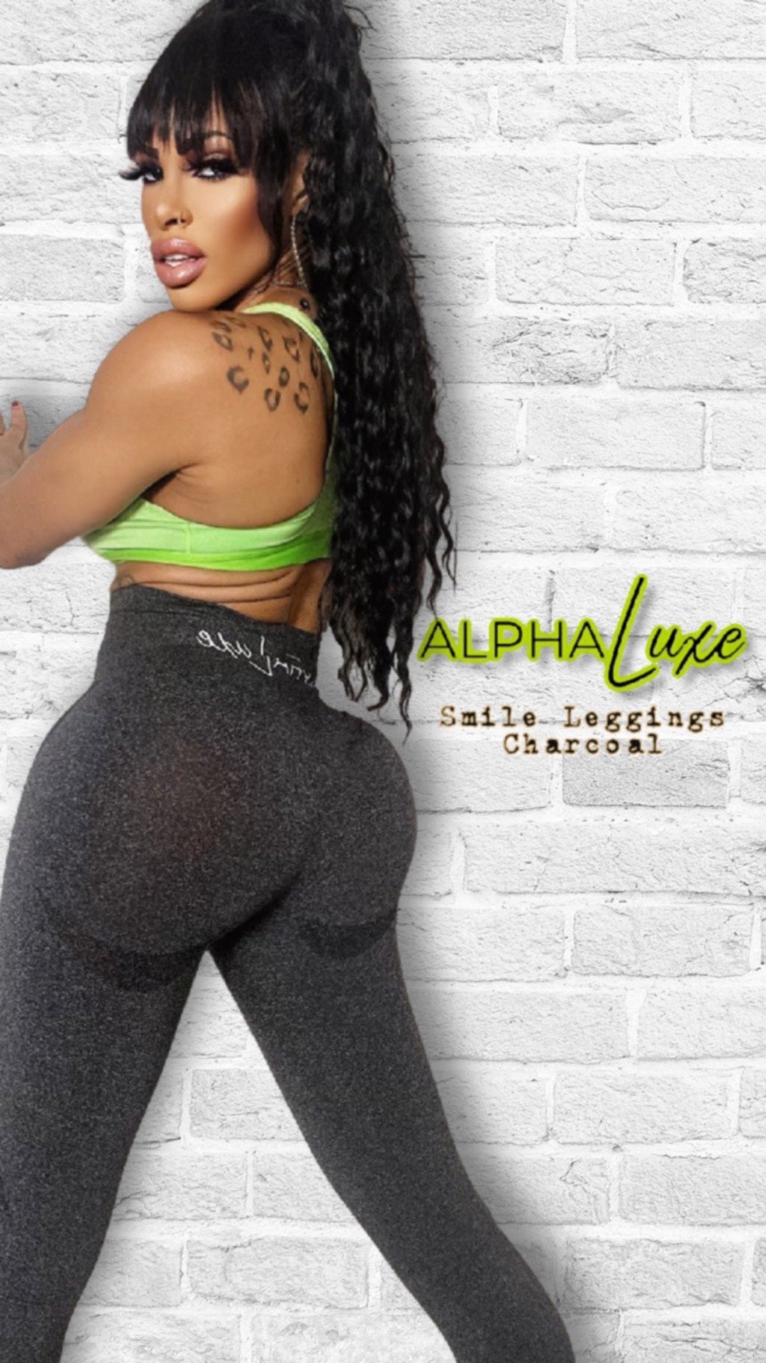 ALPHALuxe Smile Seamless/Compression Leggings - Luxe by Meena