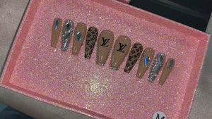 Iconic -  Handmade Press On Nail Set